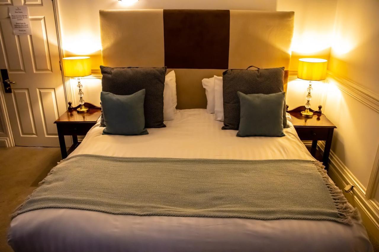 Hotel The Lord Bute Highcliffe Esterno foto